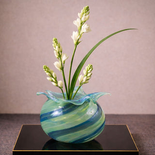 Bloom Art holder -Green Wind