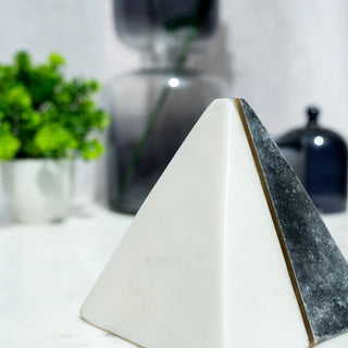 Black & White Marble Pyramid w/brass Inlay