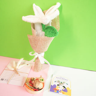 Handcrafted crochet lily Rakhi hamper (White)
