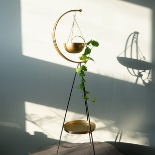 muun tripod planter - Black and Gold