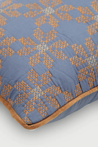 Daisy Azure Oblong Cushion Cover