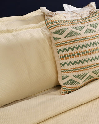 Solitaire Matelassé Cotton Bedcover