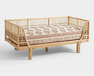 The CLEO Daybed