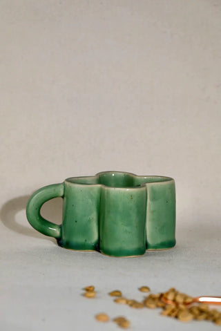 Green Daisy Flower-Shaped Ceramic Cappuccino Mug
