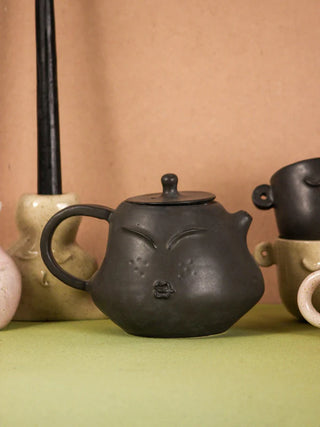 The Sage Ceramic face Tea-Pot with Set of 4 Cups - TOH