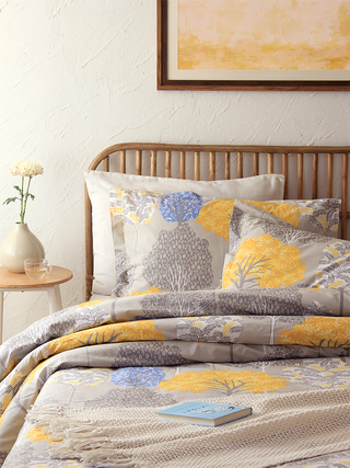 Saptaparni Bed Set (Yellow)