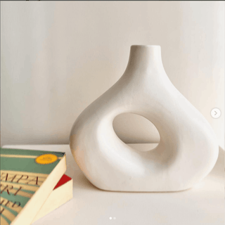 Quirk my way _ ceramic vase