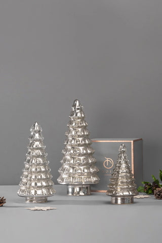 LED FITTED GLASS CHRISTMAS TREE | SILVER