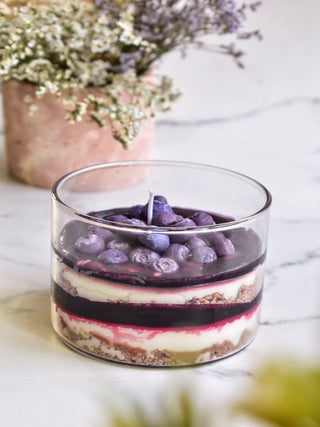 "Blueberry cheesecake candle"
