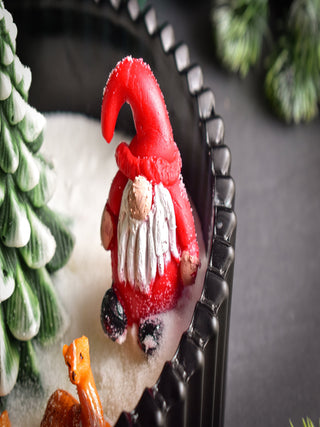 "Gnome & Christmas tree candle"