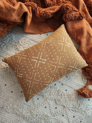 Zuri Mudcloth Pillow Hyppy.in